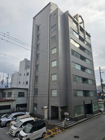 SISビル西館の外観
