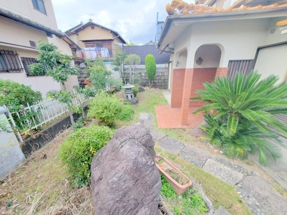 鹿ノ台北１丁目戸建賃貸の庭