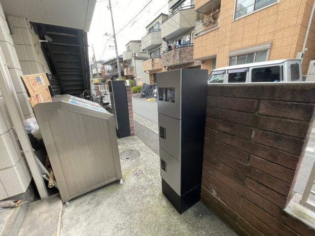 プルミエ駒沢Ａのその他共用部分|ゴミストッカー