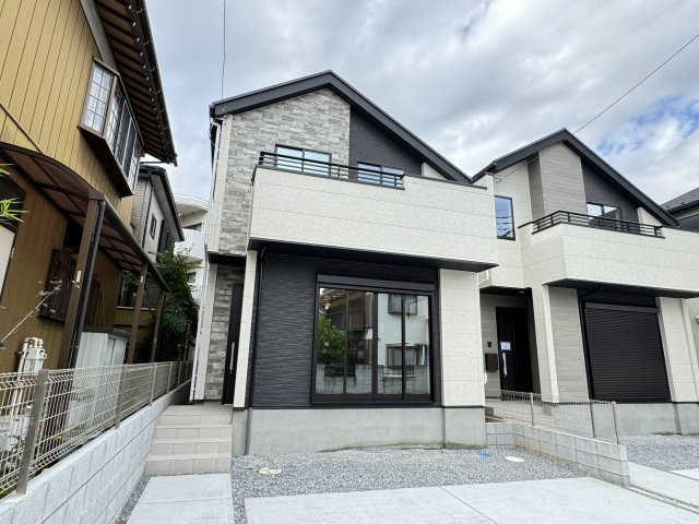 松戸市二十世紀が丘萩町新築戸建【柿ノ木台小学校：5分】の外観|4号棟外観・完成済み内覧可能です！