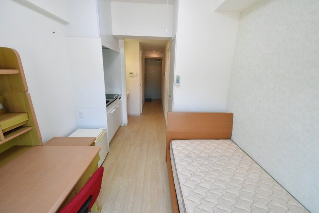 グロース西宮北口の洋室