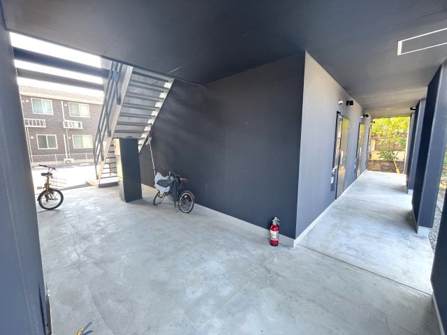 ドミール八代Ⅱのエントランス