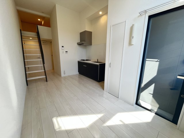 ドミール八代Ⅱの居間・リビング