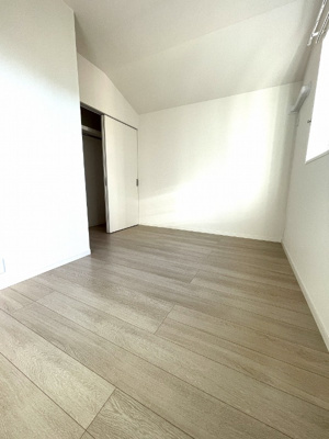 【内装】 | 六実４丁目戸建て貸家 | ３階洋室