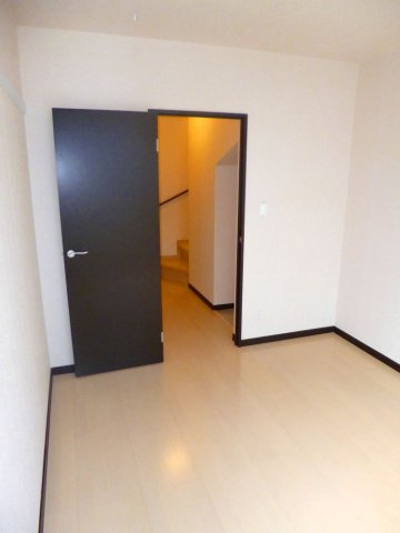 レオネクストエスペランサＥの居間・リビング|1F居室