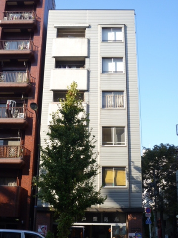 神戸ビルの外観