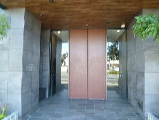 【エントランス】