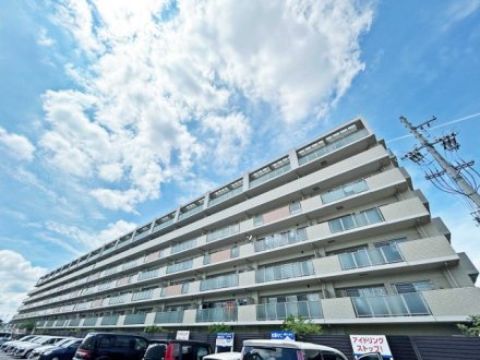 名古屋市中村区岩塚町字一里山の中古マンション