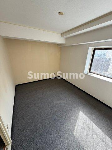 トーカンキャステール山本通の寝室