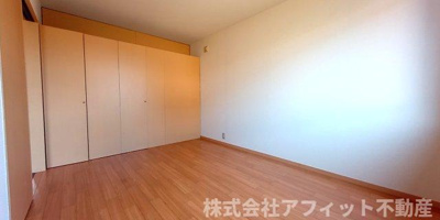 【その他】 | ベルリード | 洋室6帖　※左右反転イメージ
