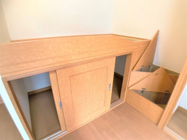 【寝室】 | 設備・仕様は号室により異なる為、現況を優先致します。