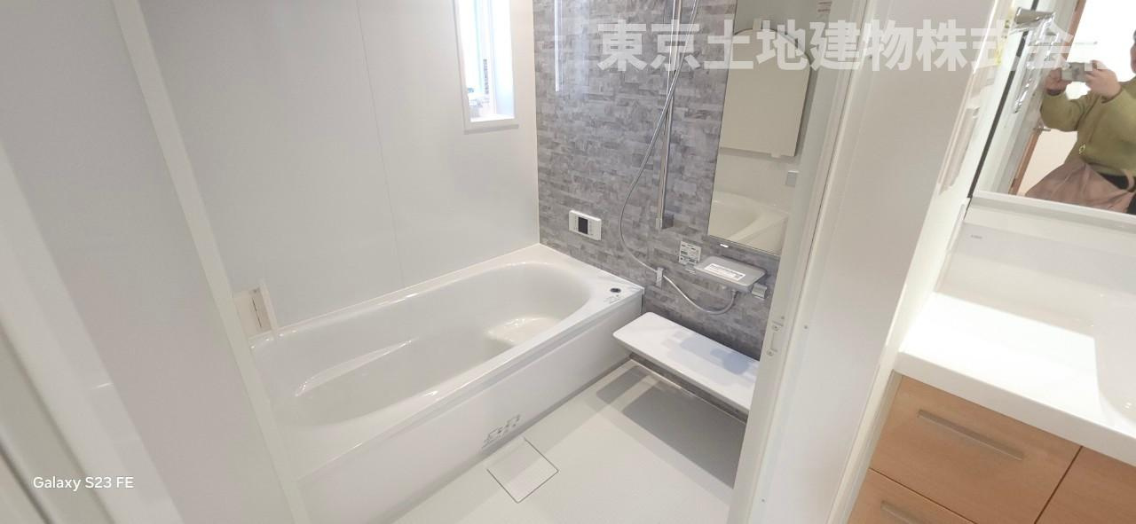 MOCXGARDEN前橋三俣町3号地の浴室|一日の疲れを癒やす浴槽は足を伸ばせるほどの広さ･･･。