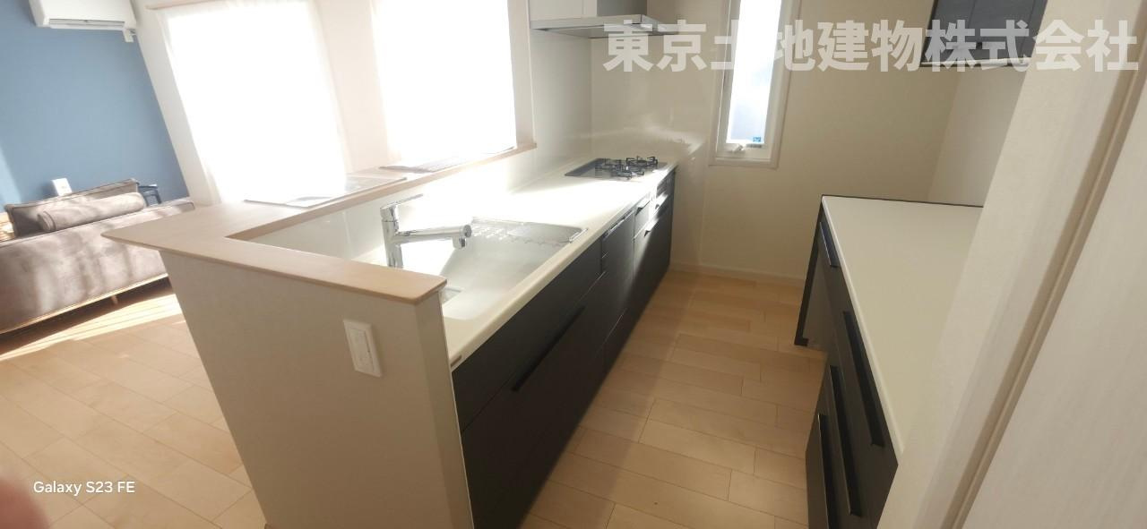 MOCXGARDEN前橋三俣町3号地のキッチン|作業しやすいシステムキッチン