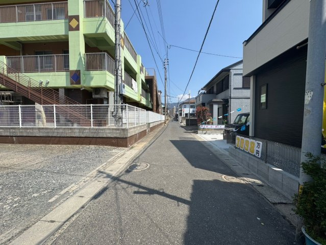 ーAdoble＋アドブル＋ー小倉南区八幡町5期　【小倉南区　新築戸建て】の前面道路含む現地写真|交通量も少なく駐車しやすい　【小倉南区　新築戸建て】