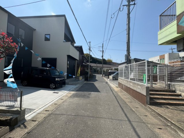 ーAdoble＋アドブル＋ー小倉南区八幡町5期　【小倉南区　新築戸建て】の前面道路含む現地写真|モノレール片野駅まで徒歩8分と便利♪　【小倉南区　新築戸建て】