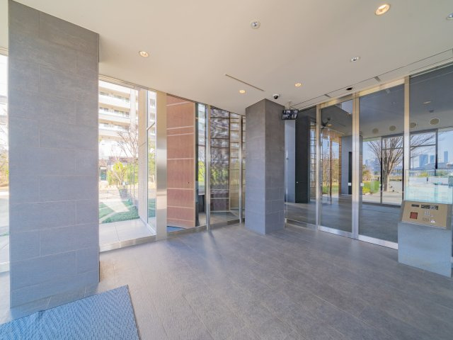 ブリリア有明スカイタワーのエントランス