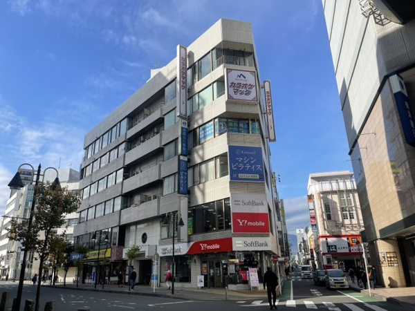 厚木センタービルの外観