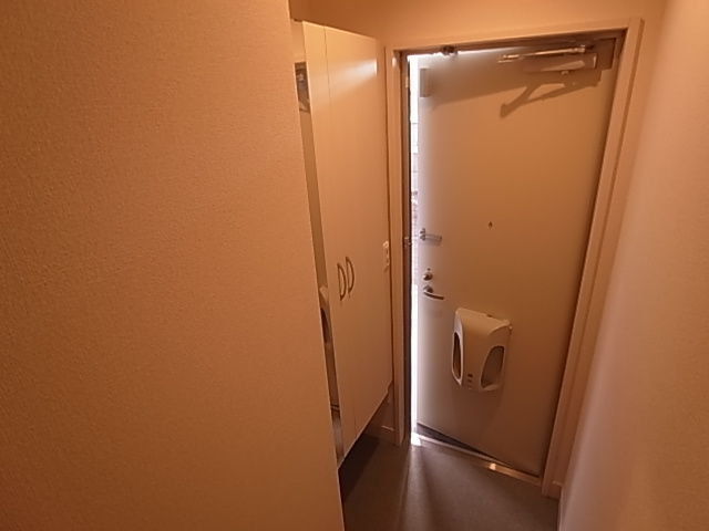 神戸市長田区大塚町９丁目のアパートの玄関|シューズボックス付き