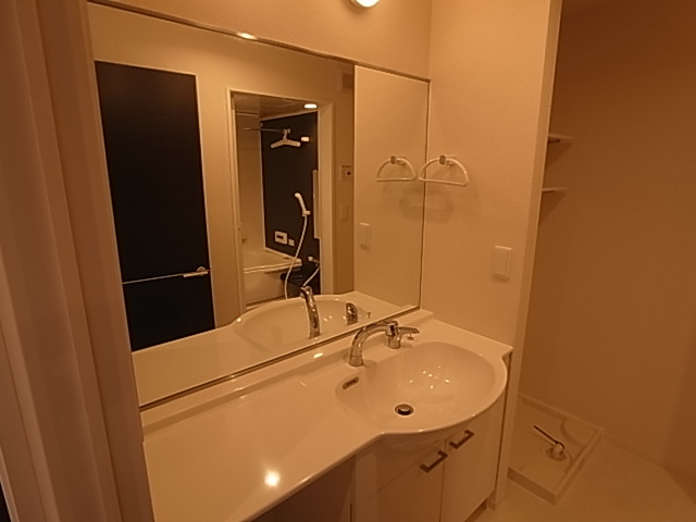 神戸市長田区大塚町９丁目のアパートの洗面所