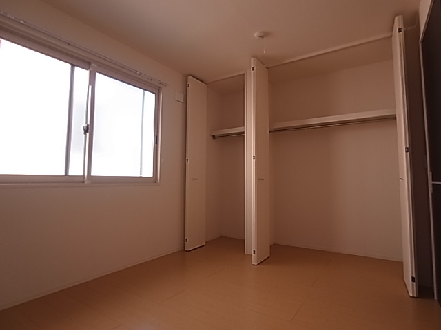 神戸市長田区大塚町９丁目のアパートの収納|クローゼット