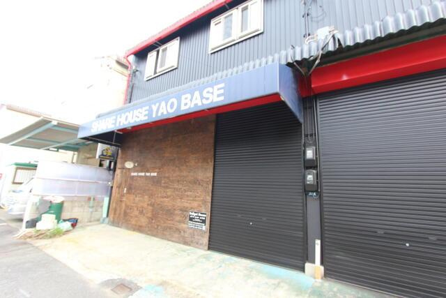 八尾市跡部本町４丁目の倉庫