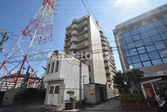 東大阪市荒本新町の賃貸マンションの外観