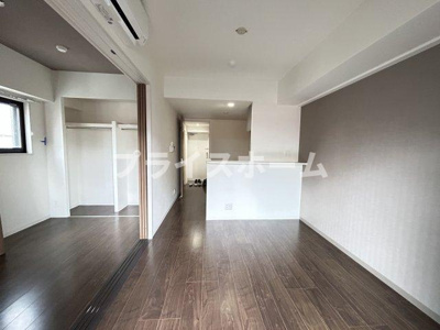 【居間・リビング】 | 仲介手数料０円！HPに初期費用掲載！「プライスホーム」で検索！フロッソダリア博多駅前