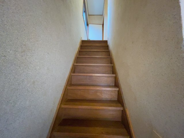 高城有松裏戸建の内装