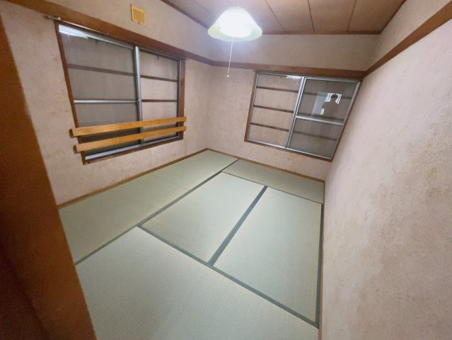 高城有松裏戸建の和室