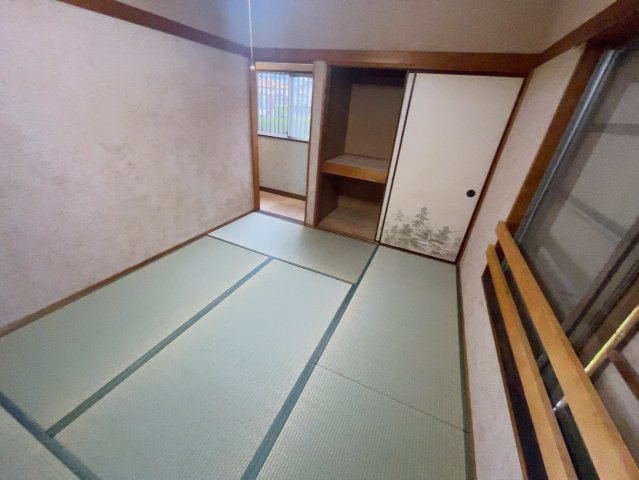 高城有松裏戸建の和室