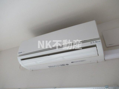 【設備】 | COZY　COURTⅢ（コージーコートスリー）（河内花園賃貸） | エアコン付きです