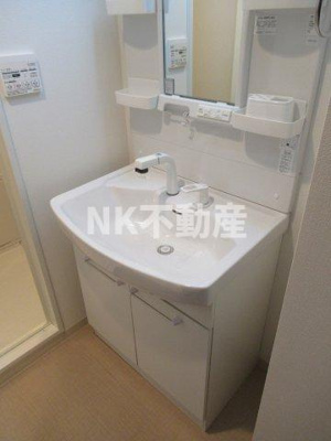 【洗面所】 | COZY　COURTⅢ（コージーコートスリー）（河内花園賃貸） | 使いやすい洗面所です