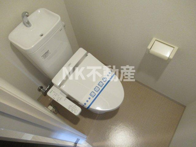 【トイレ】 | COZY　COURTⅢ（コージーコートスリー）（河内花園賃貸） | 落ち着いたトイレです