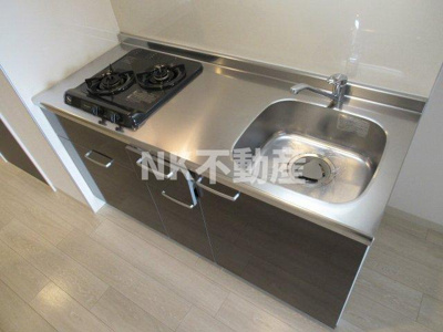 【キッチン】 | COZY　COURTⅢ（コージーコートスリー）（河内花園賃貸） | きれいなキッチンです