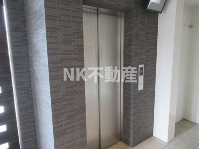 【その他】 | COZY　COURTⅢ（コージーコートスリー）（河内花園賃貸） | エレベーターです