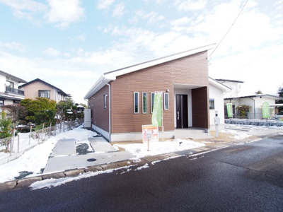 【外観】 | QUADRIFOGLIO　桑折町２期　１号棟