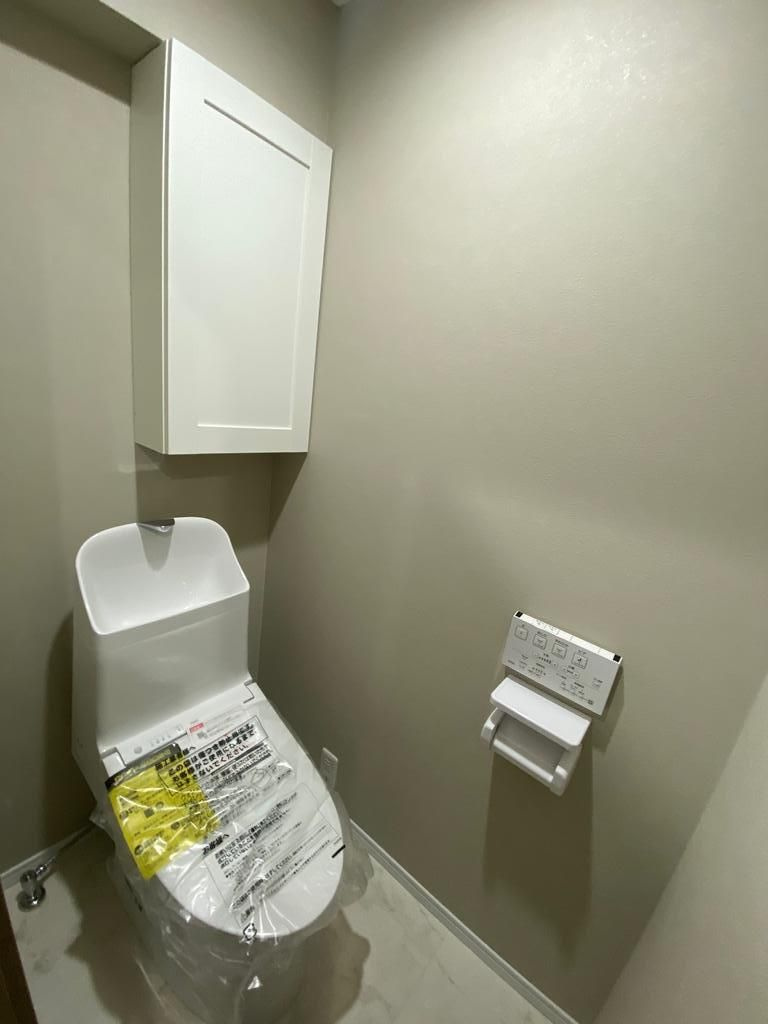 日野市三沢３丁目の中古マンションのトイレ