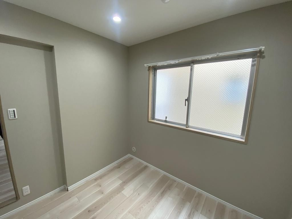 日野市三沢３丁目の中古マンションの洋室