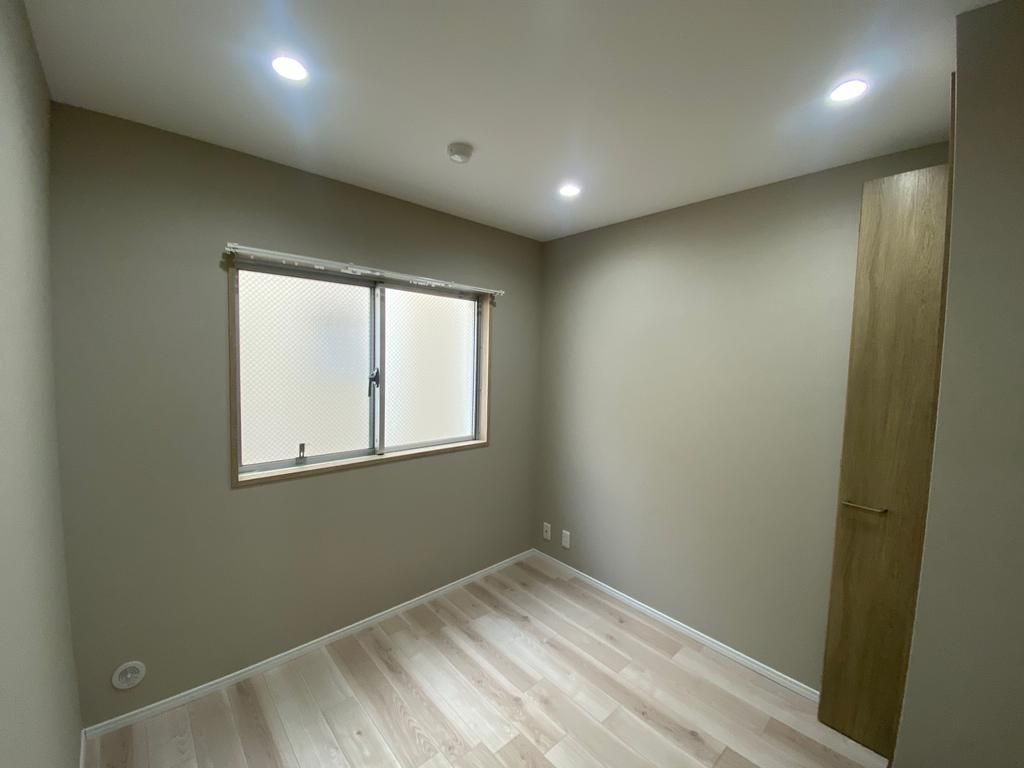 日野市三沢３丁目の中古マンションの洋室