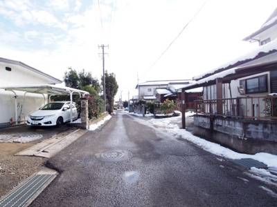 【前面道路含む現地写真】 | Erde　桑折町２期　２号棟