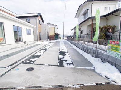 【駐車場】 | Erde　桑折町２期　２号棟