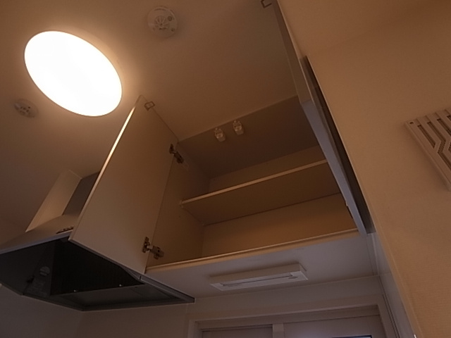 神戸市兵庫区南逆瀬川町のアパート