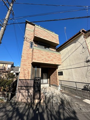 【外観】 | 今井貸家 | 小田急線「向ヶ丘遊園」駅まで徒歩圏内の一戸建て♪コンビニが近くて生活に便利な住環境です☆