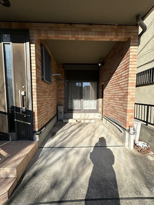 【駐車場】 | 今井貸家 | いつでも目の届く敷地内に駐車場があります♪お車をお持ちの方におすすめです！