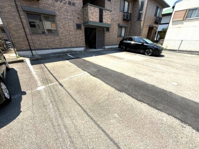 【駐車場】 | シャルマン美樹
