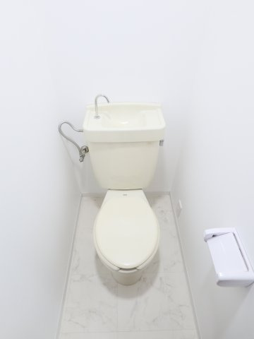 清和マンションのトイレ