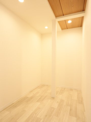 清和マンションの洋室