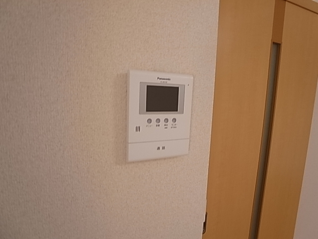 神戸市兵庫区平野町字天王谷奥東服のアパートのセキュリティ|TV付インターフォン