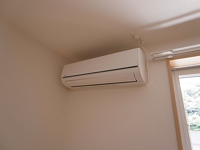 神戸市兵庫区平野町字天王谷奥東服のアパートの設備|エアコン