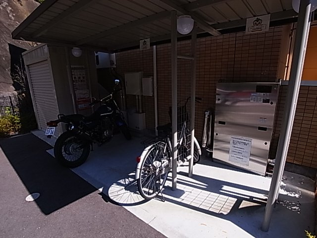 神戸市兵庫区平野町字天王谷奥東服のアパート